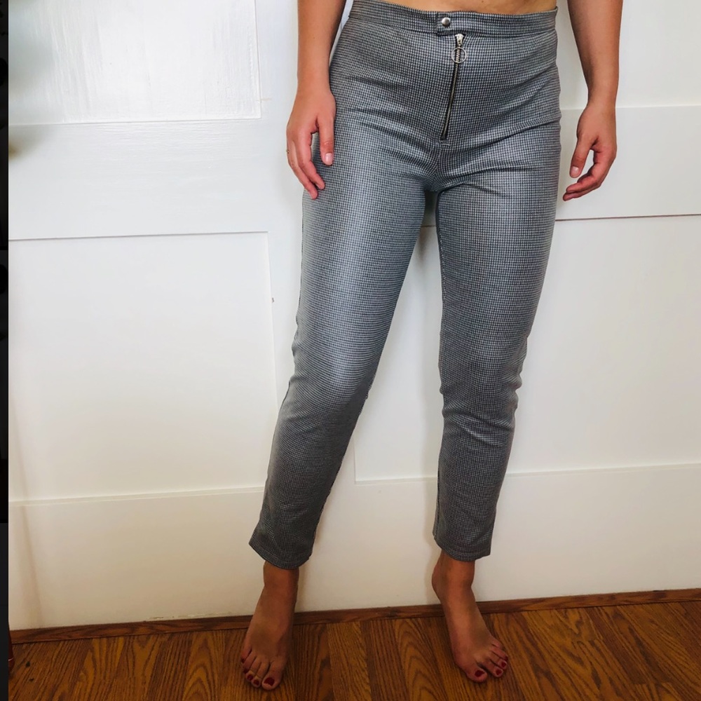 High waisted Italian dress pant.
